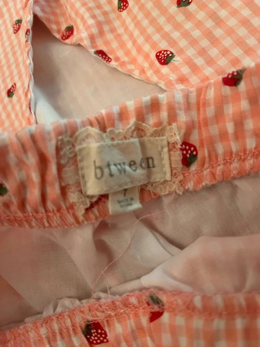 btween Pink Gingham Strawberry 2 piece set - Picture 3 of 3